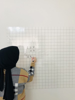 Kareli Şeffaf Tahta Akıllı Kağıt Tahta Yazı Tahtası 120x100 Cm Kalem Hediyeli